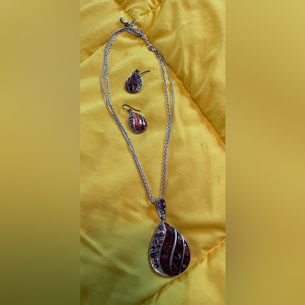 Sterling silver purple pendant necklace with matching earrings